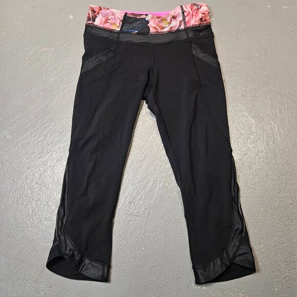 Lululemon Chase Me Crop II Secret Garden sz4 - Picture 13 of 13